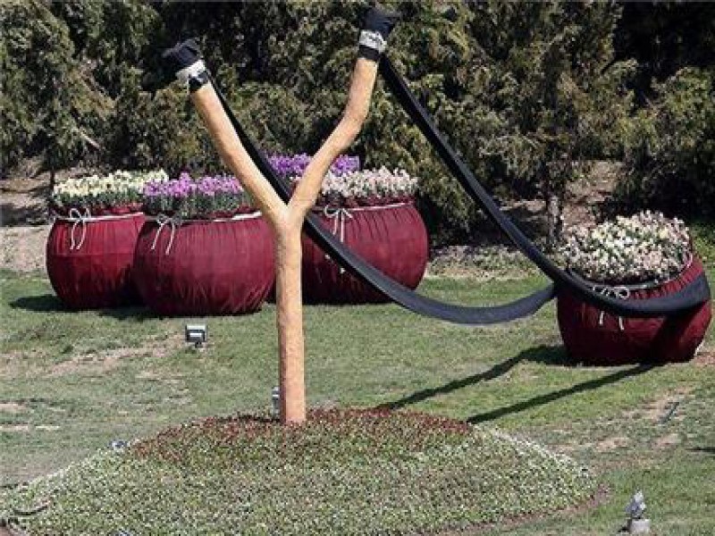 تولید انواع گلدان  های شهری و گلدان منازل فایبرگلاس1