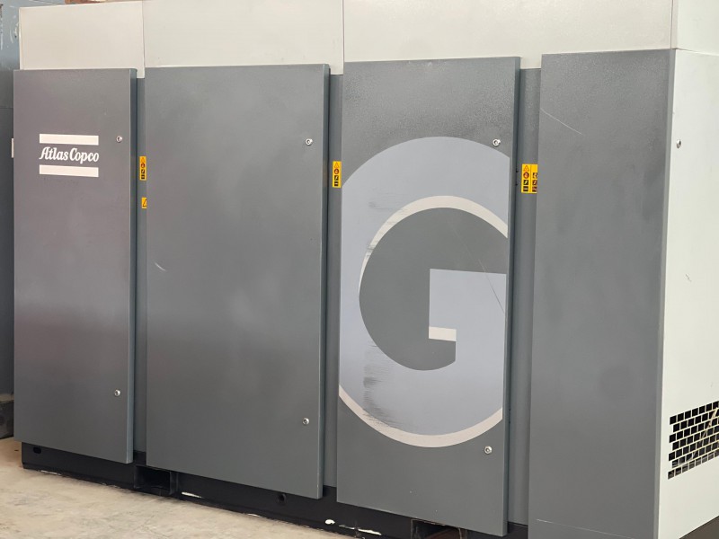 کمپرسور اسکرو Atlas copco GA2001