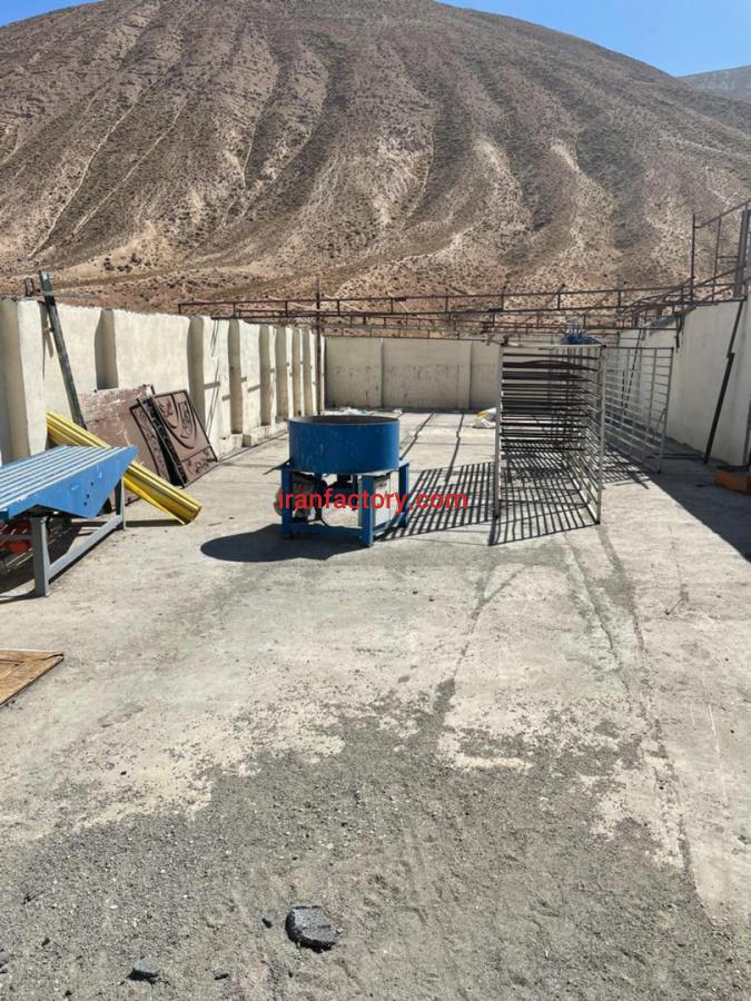 زمین 3هزار متری با تجهیزات صنایع بتنی3