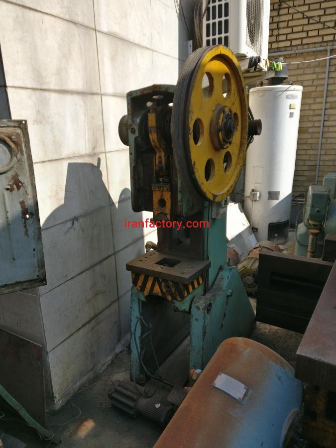 دستکاه پرس 8 تن روس1