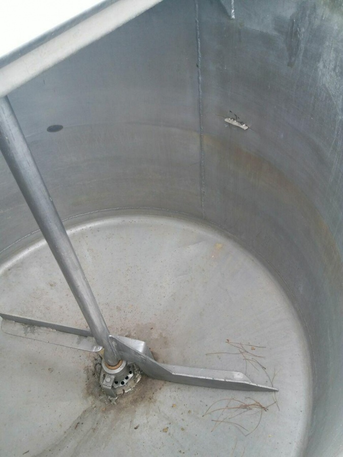 فروش مخزن استیل دوجداره میکسر دار 800 لیتری کارکرده1