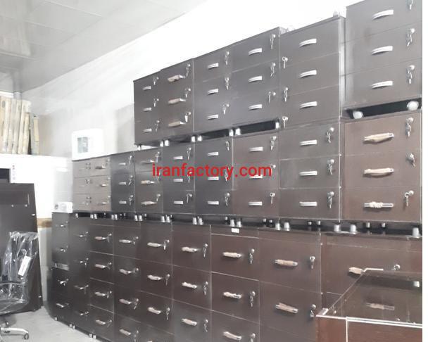 تولید انواع مبل و میز اداری در اصفهان0