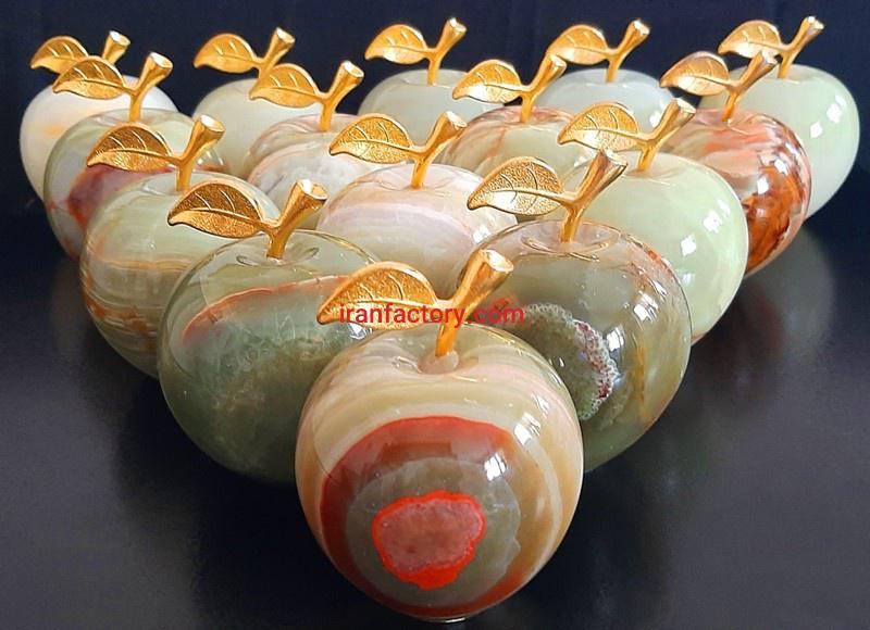 سیب و انگور سنگی0