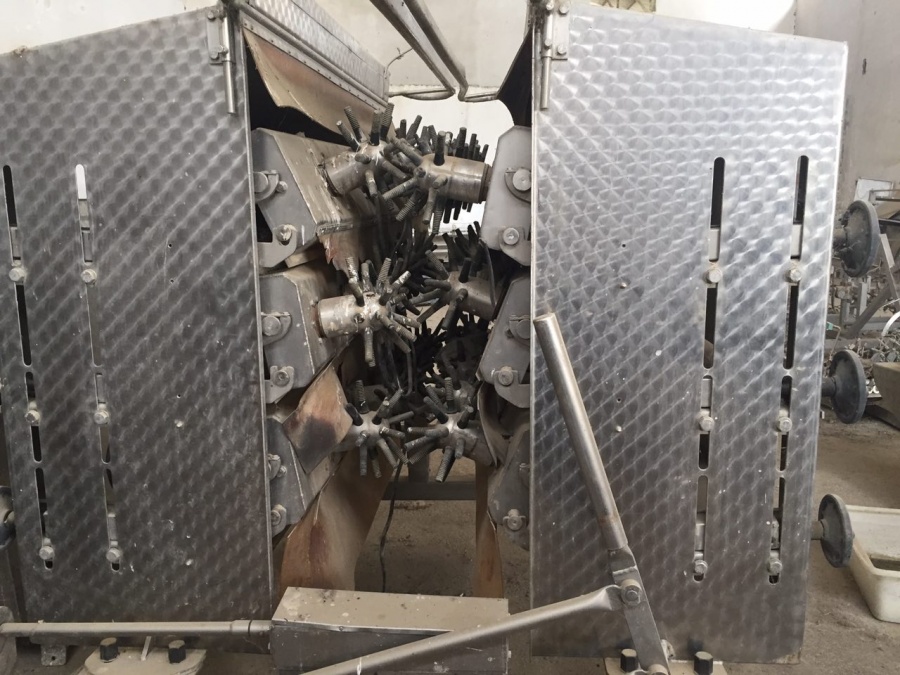 دستگاههای کشتارگاه طیور استوک1