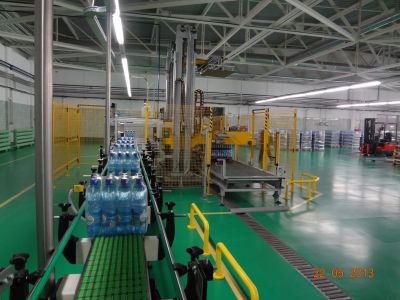 فروش خط پرکن و بسته بندی نوشینی های گرم و سرد1