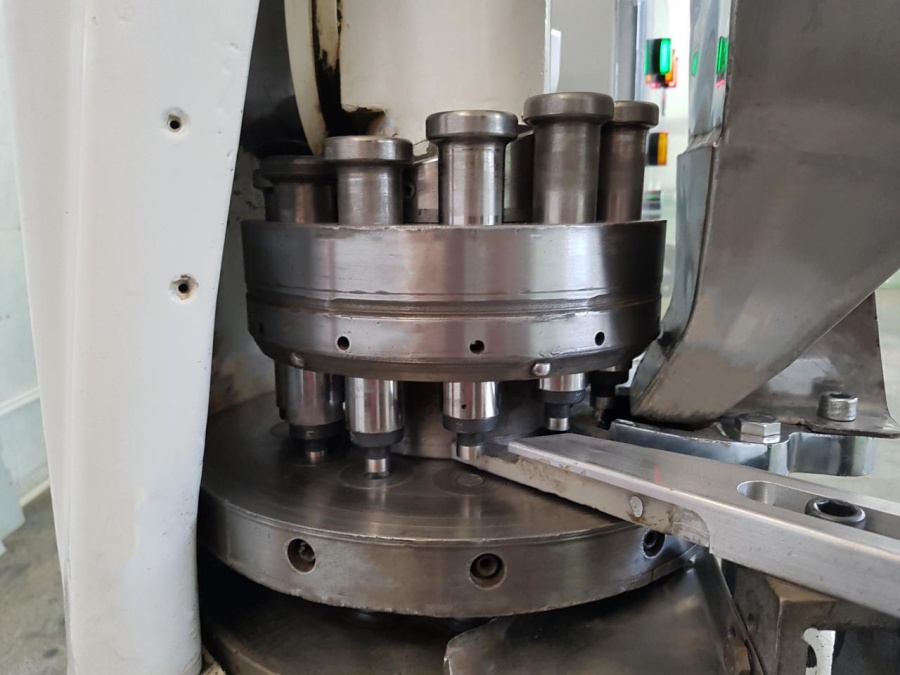 فروش دستگاه پرس قرص در تبریز1