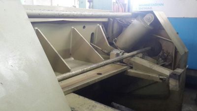 فروش قیچی کماتسو1