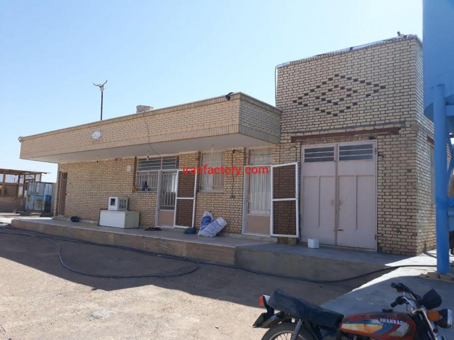 فروش مرغداری با دیوار کشی کامل در نطنز1