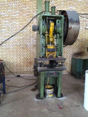 فروش ماشین الات خط تولید بشکه وماشین الات اتوماتیک رنگ کاری بشکه2