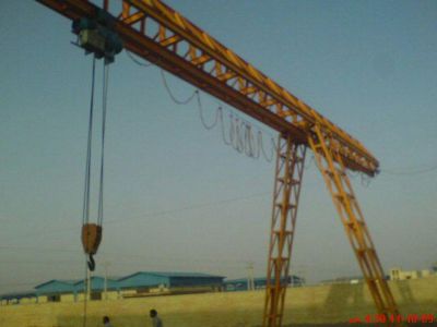 جرثقيل سقفي جهت سنگبري هاي اسلب بر طراحي ساخت نصب وراه اندازي1