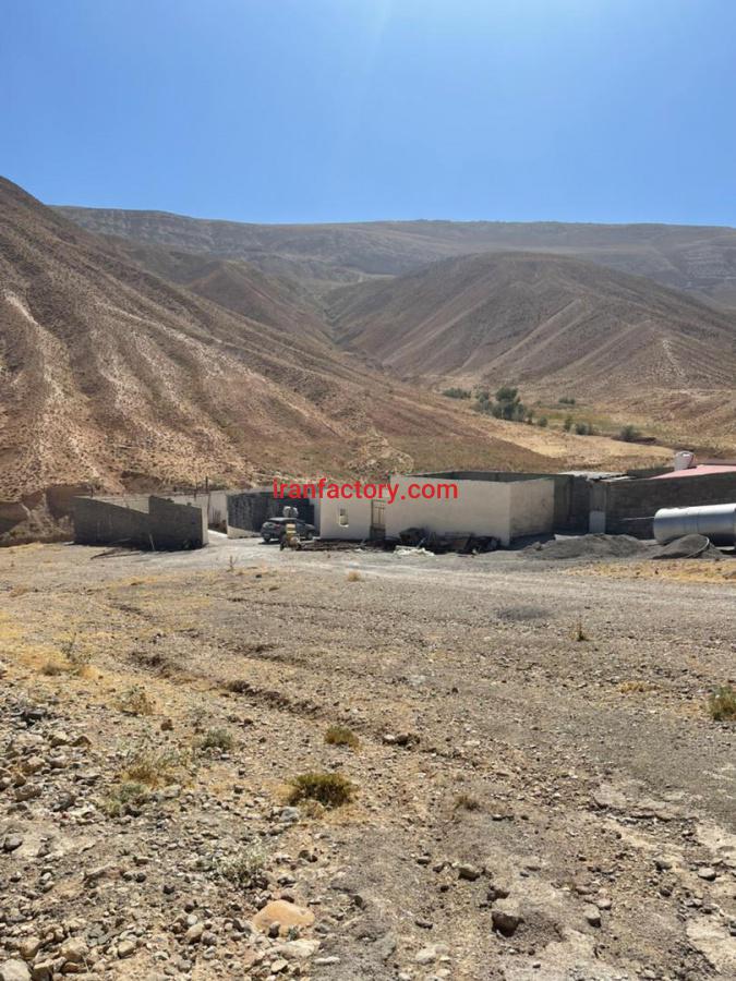 زمین 3هزار متری با تجهیزات صنایع بتنی1