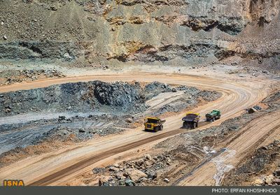 فروش معدن سنگ آهن در یزد0