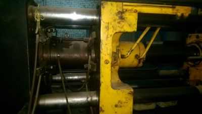 خرید دستگاه تزریق پلاستیک 800 گرمی1