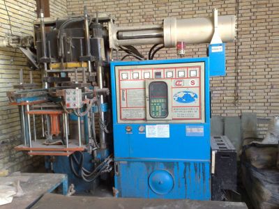 دمونتاژ دستگاه انجکشن  پرس خت در اصفهان0