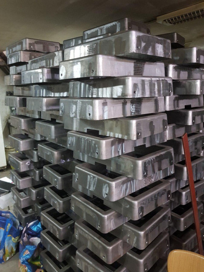 قطعات آسانسور و قطعات فلزی گلخانه0