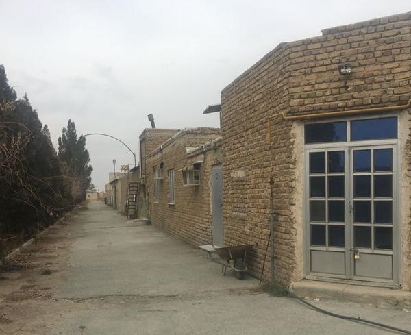 فروش کارخانه قارچ مروارید طلایی در جاده ملارد2