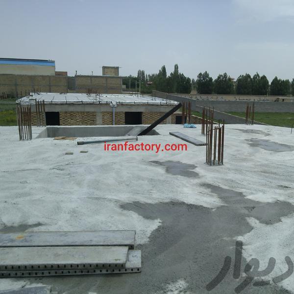 انبار یا کارگاه و مسکونی نیمه کاره در ارومیه3