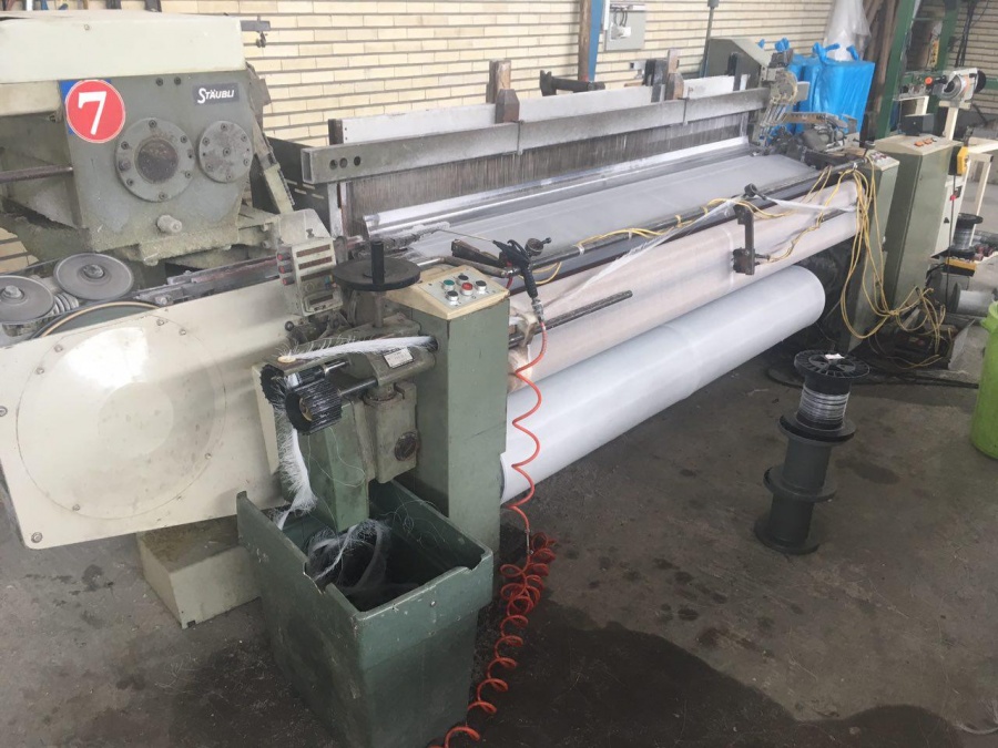 دستگاه بافندگی پارچه1