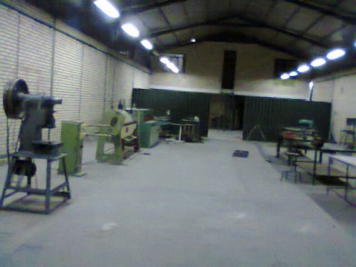 فروش کارخانه کابینت سازی - کارخانه در شاهرود0