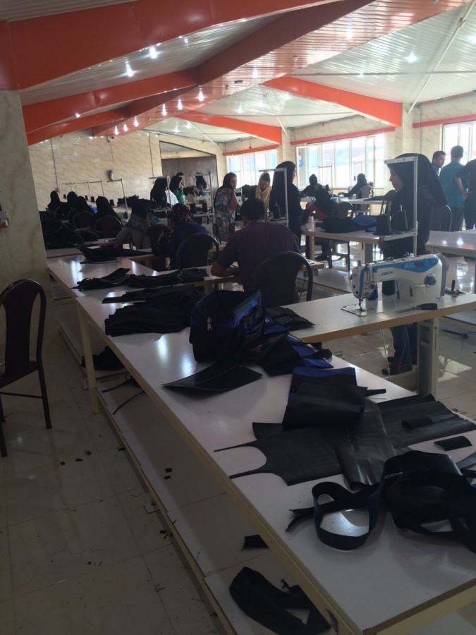 فروش کارخانه پوشاک در کاسپین9