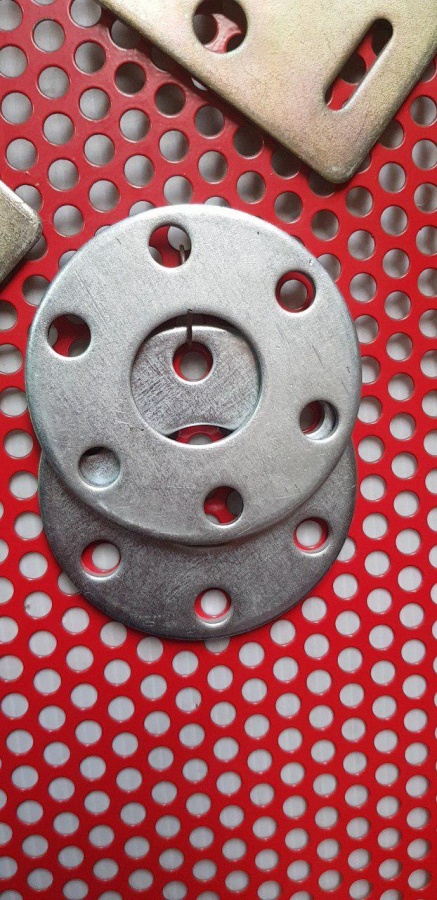 سفارش پرسکاری قطعات فلزی0