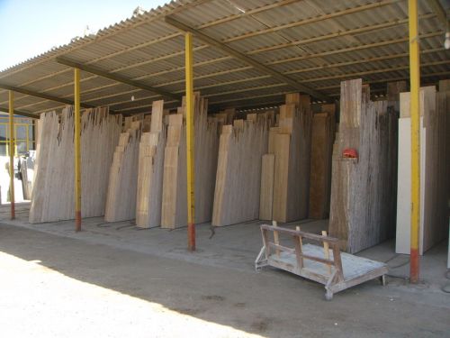 فروش کارخانه سنگبری - فروش کارخانه سنگبری در کردستان در  قروه منطقه صنعتی شهر سنگ1