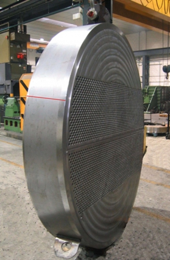 خدمات تراشکاری قطعات سنگین و فوق سنگین تا قطر 6000 میلیمتر و طول 16000 میلیمتر1