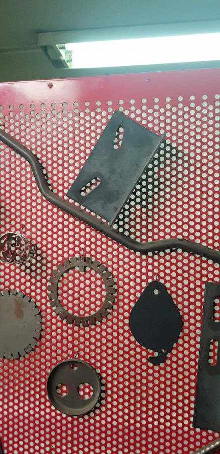 تولید قطعات آسانسور0