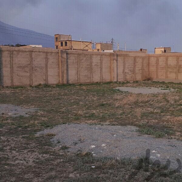 فروش ۲۰۰۰متر زمین چهاردیواری با سند ۶ دانگ در کرج1