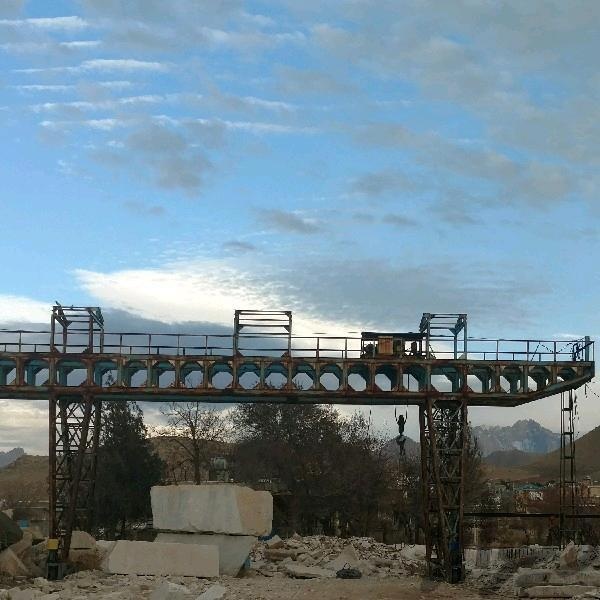 کارخانه فعال،۱۷باب مغازه بر جاده سنندج0