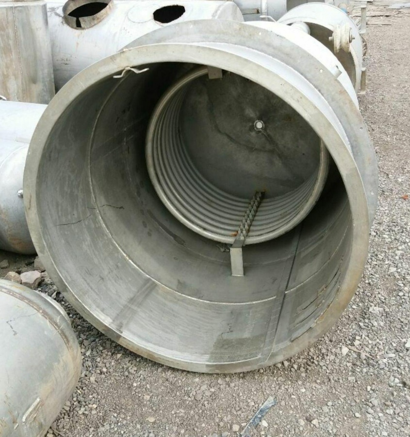 فروش مخزن استیل 1300 لیتری کوئل دار استوک صفر0