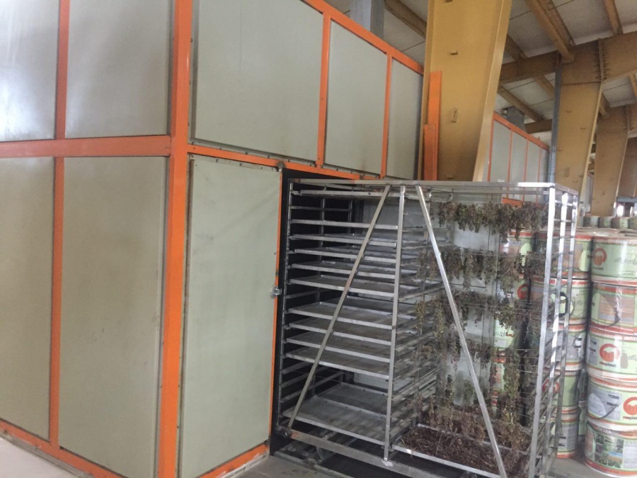 فروش کارخانه بسته بندی کشمش و میوه جات خشک4