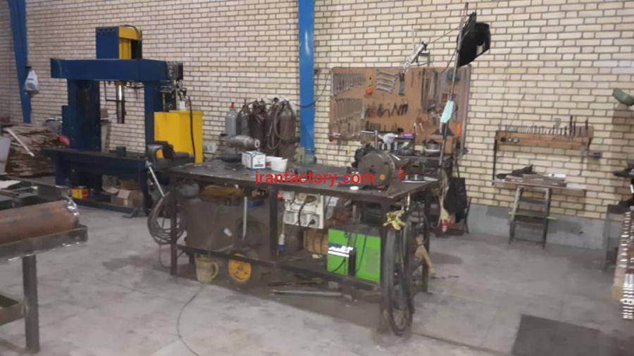فروش کارخانه ساخت ماشین آلات غذایی و صنعتی1