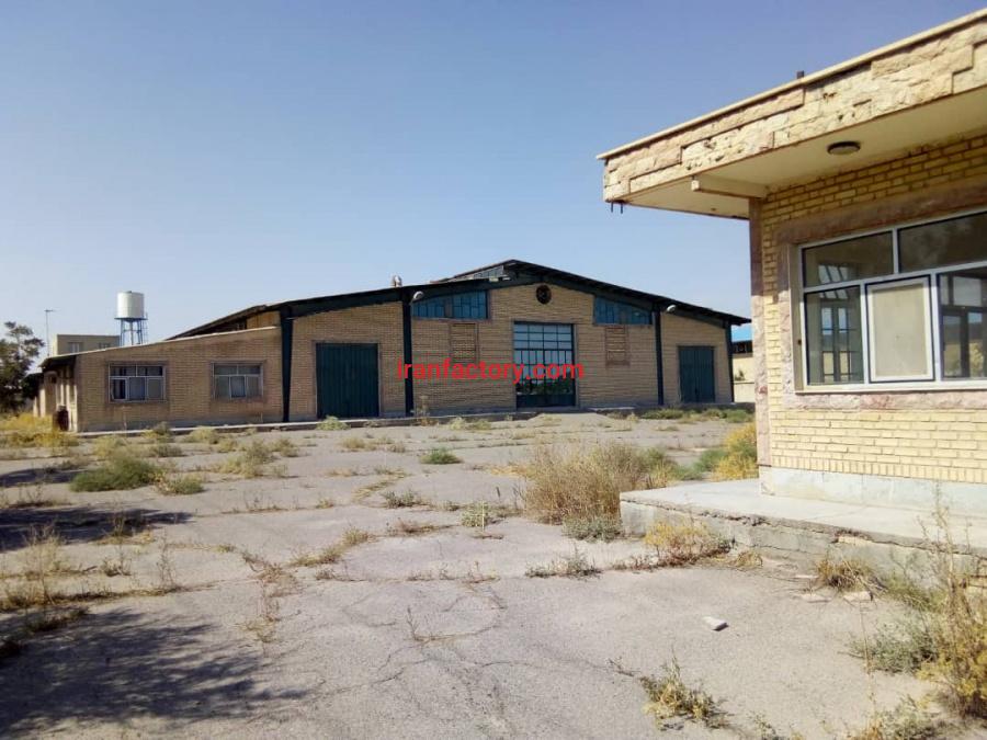 4000 متر شهرک صنعتی قزوین ( دانسفهان )1