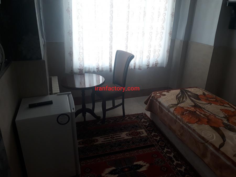 فروش مهمانپذیر در میدان انقلاب تهران0