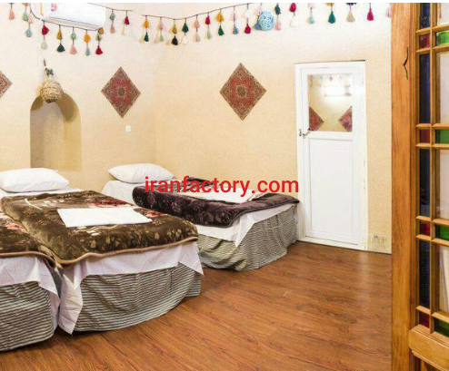 فروش 550 متر خانه قدیمی بازسازی شده جهت هتل در یزد3