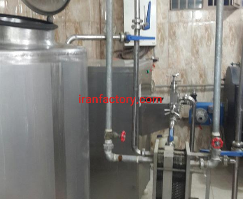 کارگاه لبنیاتی در حال فعالیت فروشی در اصفهان2
