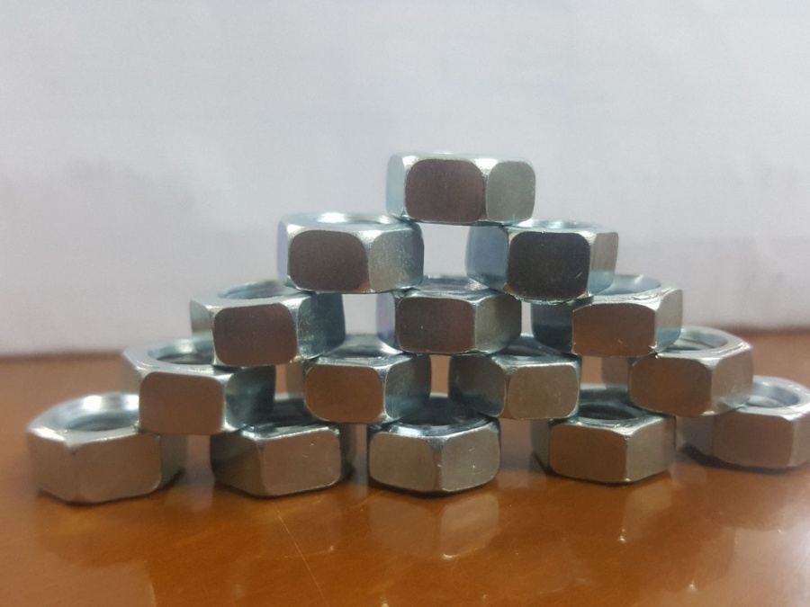 فروش مهره شش گوش صنعتی0