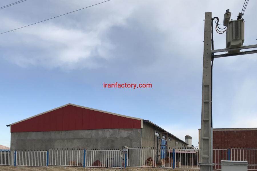 فروش کارخانه در حال کار آجرنما در شهرک صنعتی آباده0