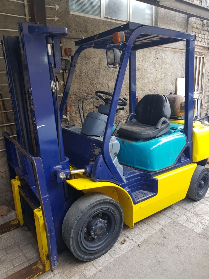 فروش لیفتراک کماتسو در مشهد1