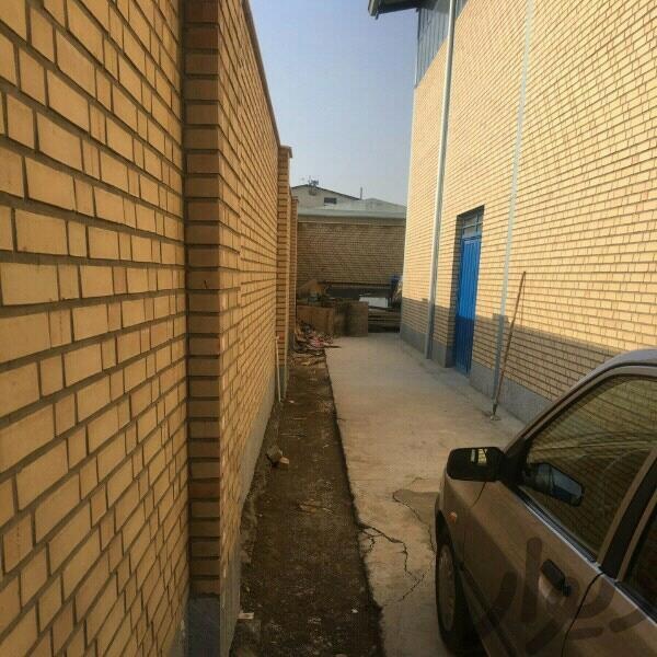 اجاره سوله صنعتی 240 متری با پارکینگ و امکانات در کرج2