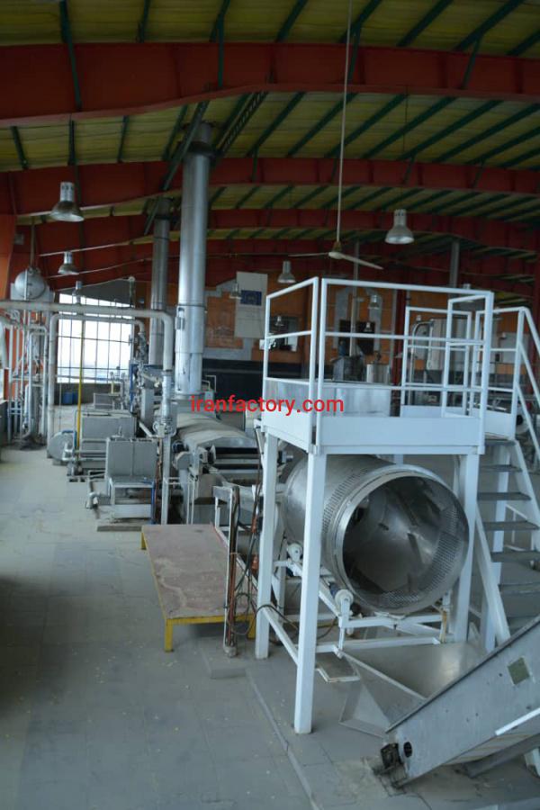 فروش کارخانه چیپس و پفک با تمامی دستگاه های خط تولید.4