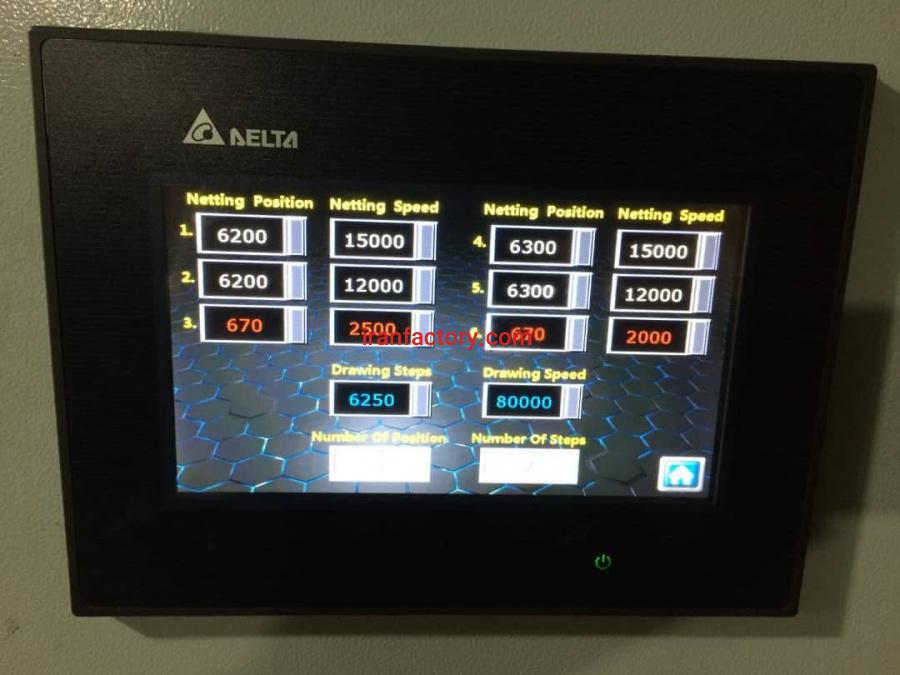 فروش دو عدد دستگاه بافت توری مرغی سروو موتور3