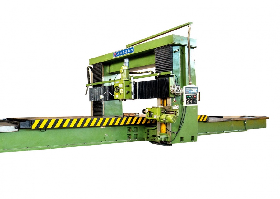 خدمات ماشینکاری دقیق با فرز دروازه ای0