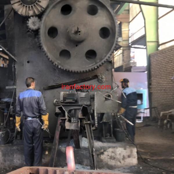 پرس لقمه بر(گیوتین)600تن کوره پیش گرم لیفتراک 5 تن