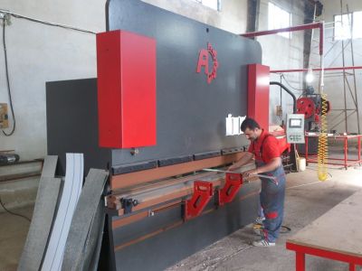 فروش کلیه ماشین آلات ساخت کابین آسانسور