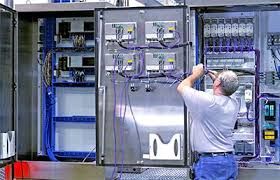 اجرای کلیه عملیات طراحی و  پیاده سازی اتوماسیون صنعتی LS