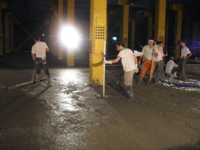 پرگاس سازه اجرای کف سازی بتن لیسه ای و بتن سخت با مواد اجرای