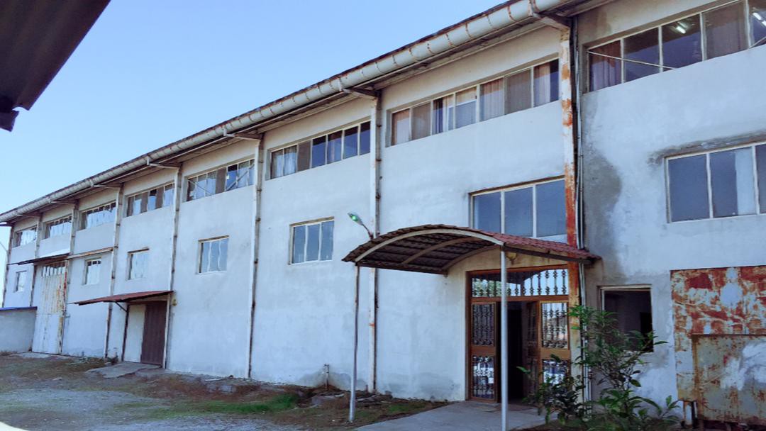 فروش کارخانه با زمین ۳۴۰۰ متری