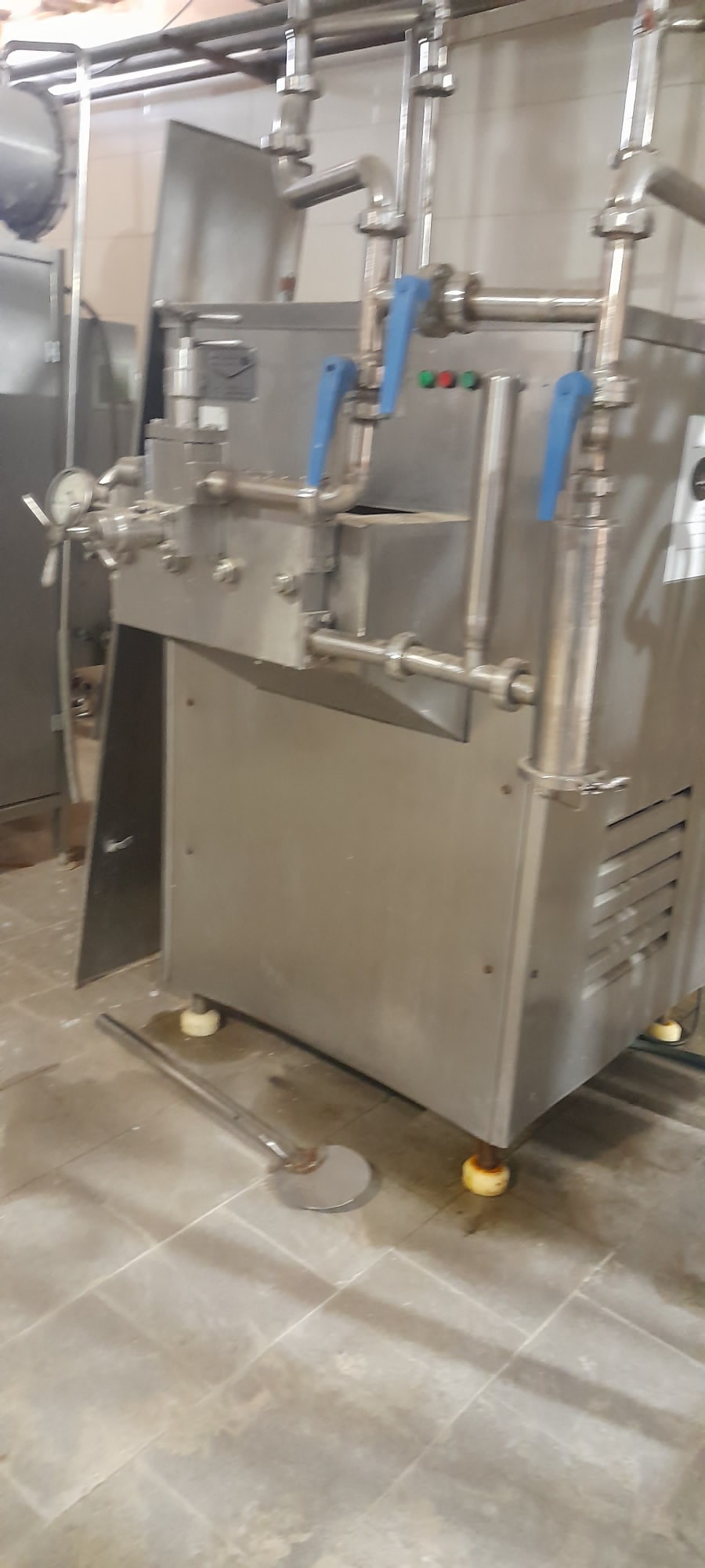 هموژن 3 تن لبنیات